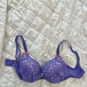 Betsy Johnson bra. Size 32DD